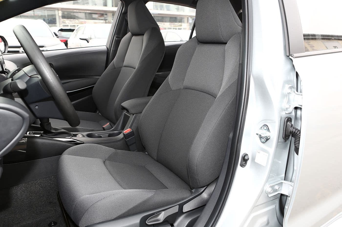2022 Toyota Levin — interior front seats