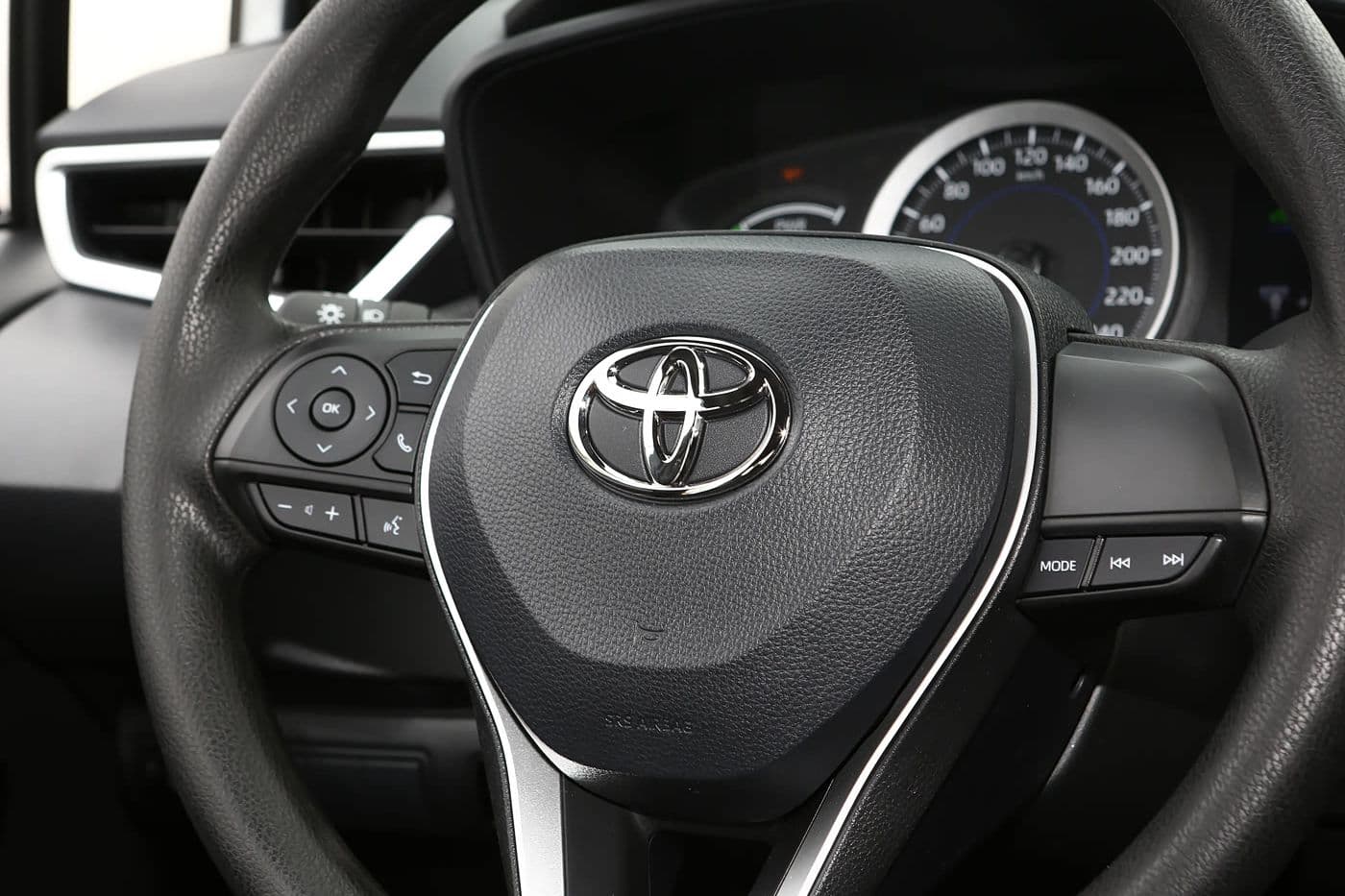 2022 Toyota Levin — interior steering wheel