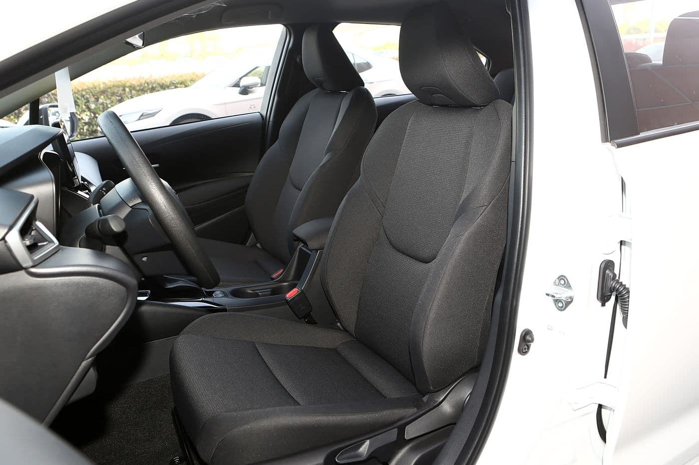 2023 Toyota Levin — interior front seats